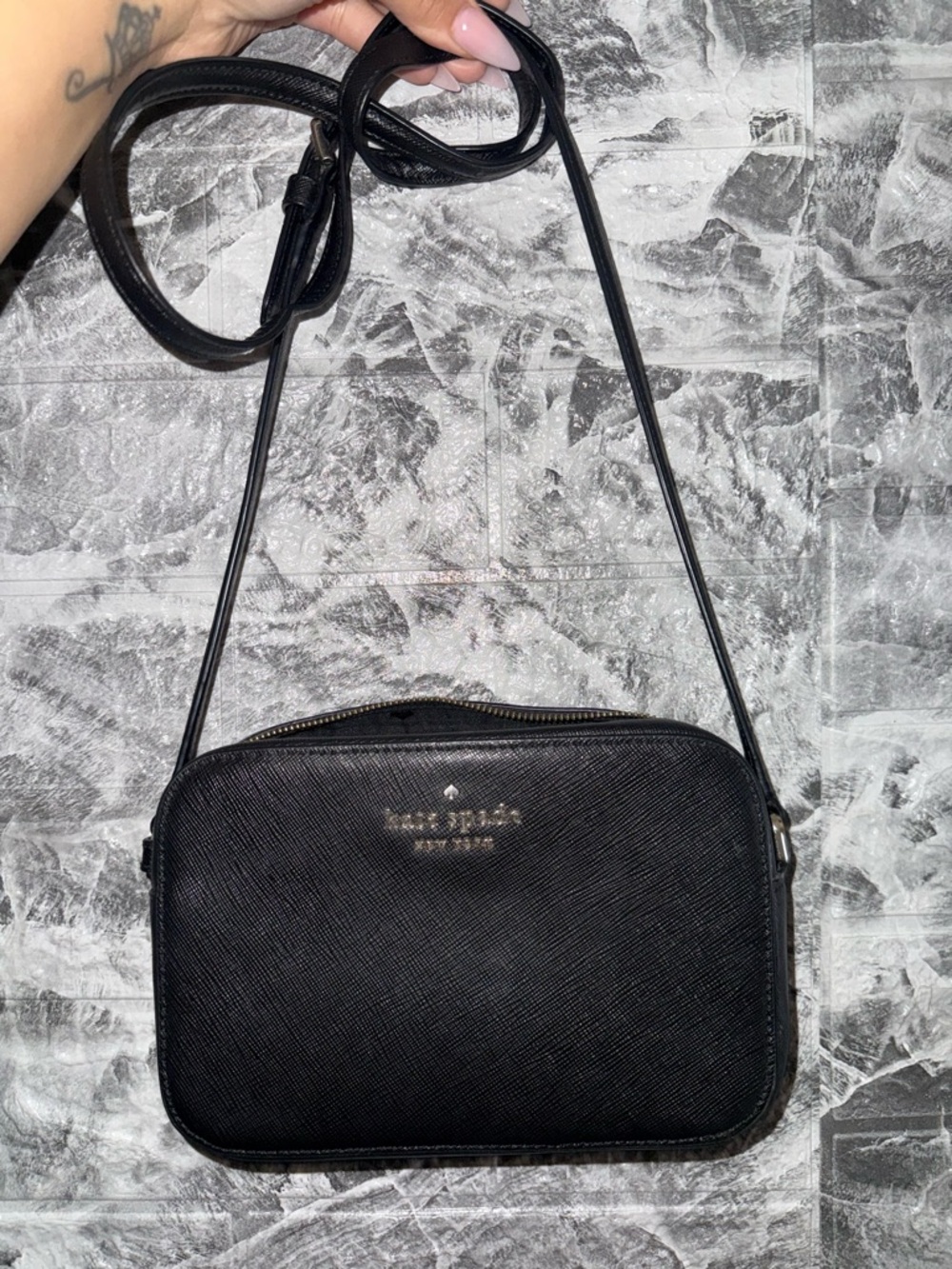 kate spade black saffiano crossbody bag